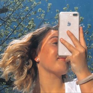 Meet your Posher, Bethany